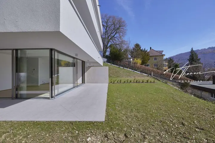Terrasse mit Garten