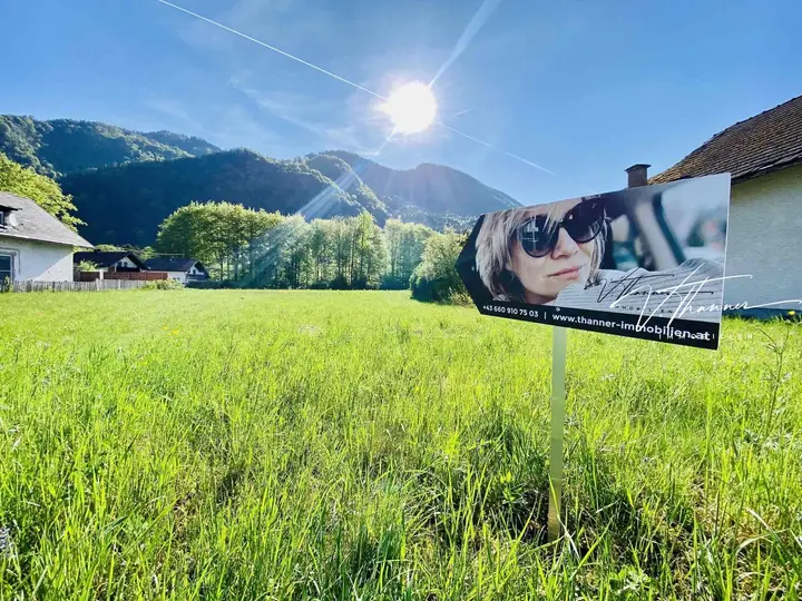 Grundstück