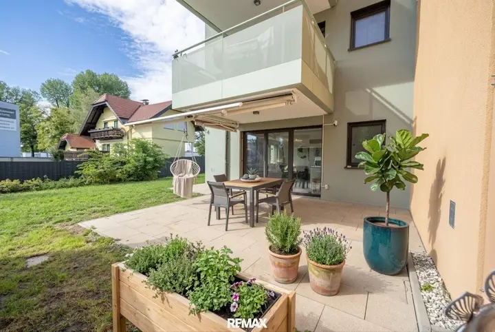Terrasse und Garten