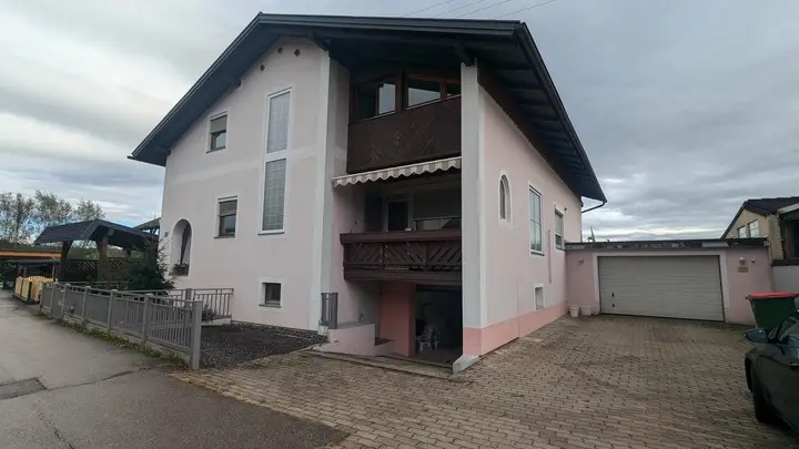 32_Haus_vorne.jpg