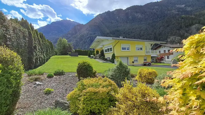 Einfamilienhaus in Tiroler Oberland nahe der Schigebiete Serfaus, Fiss, Ladis, Fendels, Nauders am Reschenpass, Samnaun-Ischgl, KaunertalerGletscher