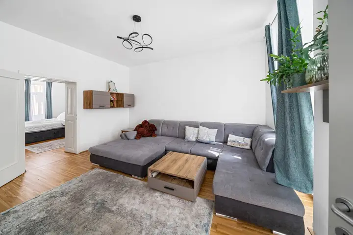 Wohnbereich (am Plan: Zimmer ca. 18,92 m²)