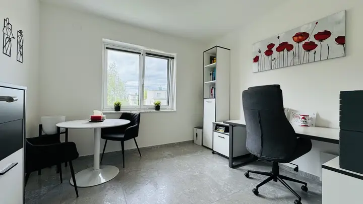 Büro 1