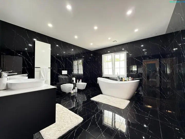 Badezimmer OG