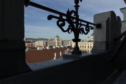 TRAUMWOHNUNG mit Balkon in der MARIAHILFERSTRASSE