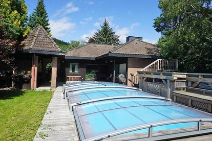 Charmanter Bungalow mit Pool und Naturgarten Nahe Wienerwald
