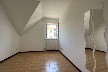 WG geeignet - 2-Zimmer-Wohnung in der Heinrichstraße einer der besten Adressen in Graz