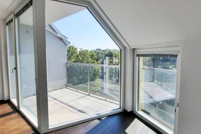 Sonnendurchflutete Dachgeschoss-Maisonette mit großen Terrassen - 4 Zimmer - Klima-Anlage - +Garagenstellplätz