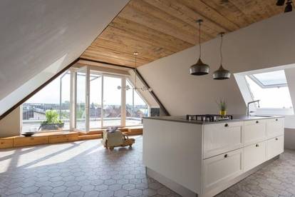 Dachgeschoss-Maisonette Wohnung mit Weit-Karrenblick im Herzen von Dornbirn, neuwertig!