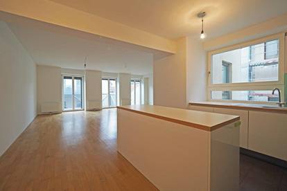 NEUBAUGASSE | moderne 4-Zimmer-Wohnung mit zwei Balkonen in generalsaniertem Altbau | barrierefrei | U3 "Neubaugasse"