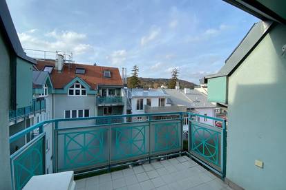 einladende DG-Wohnung im Zentrum von Mödling mit Balkon und Garage