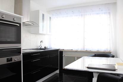 2-Zimmer-Wohnung in Hötting mit toller Aussicht – mit Garage (Provisionsfrei)