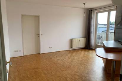 LINZ – KEFERFELD: 2-Zimmer-Wohnung in ruhiger Wohnlage (inkl. Loggia, Kellerabteil und Tiefgarage)
