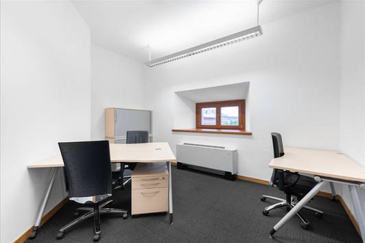 All-inclusive-Zugang zu professionellen Büroräumen für 3 Personen in Regus Stock Exchange