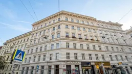SERVITENVIERTEL: großzügige 3-Zimmer-Altbauwohnung mit 14,5 m² Balkon