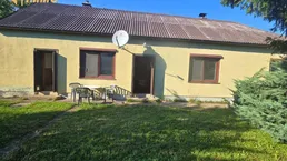 Bungalow mit großem Grundstück, Nebengebäude und vielseitigem Potenzial in Petronell-Carnuntum