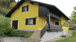 Aframberg / Wildon: Einfamilienhaus mit Nebengebäude mit traumhafter Fernsicht und Ausbaupotenzial