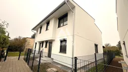 Erstklassiges Wohnen im Erstbezug – Stilvolles Einfamilienhaus in Essling