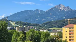 Geräumige 4-Zi-Wohnung mit Loggia und Bergblick in Innsbruck
