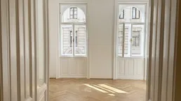 Altbautraum im Herzen von Mariahilf! Sanierte 3-Zimmer-Wohnung!