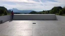 PROVISIONSFREI direkt vom Eigentümer - uneinsehbare Dachterrassenwohnung mit zwei Bädern/WCs über 2 Ebenen mit spektakulärem Blick auf Salzburg - PENTHOUSE-WOHNUNG / 2D Top 4