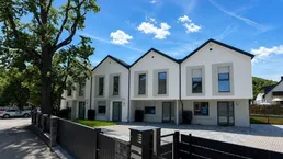 Exklusives Neubau-Reihenhaus auf Eigengrund mit großzügigem Eigengarten