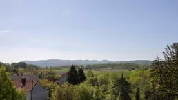 Schöne Etagenwohnung mit Panorama-Aussicht in Bisamberg