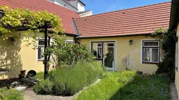 Rarität, altes Winzerhaus / Landhaus in ruhiger Innenstadtlage von Baden