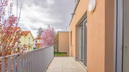 Moderne Terrassenwohnung in Grünruhelage