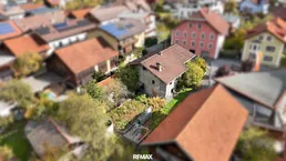 Raum für neue Ideen – ebenes Grundstück mit Altbestand in Zams
