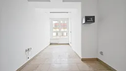 Heller Büro-/Lagerraum mit ca. 11m² | U-Bahnnähe und Lastenaufzug vorhanden