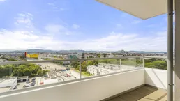 # SQ - HOCH33 - WOHNEN MIT WEITBLICK IM HÖCHSTGELEGENEN WOHNGEBÄUDE WIENS