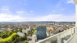 # SQ - HOCH33 - WOHNEN MIT WEITBLICK IM HÖCHSTGELEGENEN WOHNGEBÄUDE WIENS