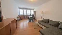 SERVITENVIERTEL: Gut geschnittene 2-Zimmer Wohnung in zentraler Wohnlage nahe Donaukanal und Palais Liechtenstein