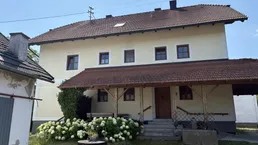 Wohnhaus inkl. Pool, Stall-, Nebengebäude und ca. 2,2 ha landw. Nutzgrund