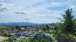 EIN ZUHAUSE MIT PANORAMABLICK!
