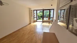 Bezaubernde Maisonette mit Loggia und Gärtchen - sonnig und hell
