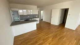 Wohnen im Penthouse in Salzburg an der Glan mit großer Loggia, 5020 Salzburg Liefering - zur Miete