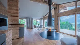 Edle Chalets in „Ski in &amp; Ski out“-Lage mit imposanten Kaiserblick