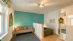 Kleines Stadthaus im Innenhof: Wohnen mit Ruhe, Charme und Privatsphäre