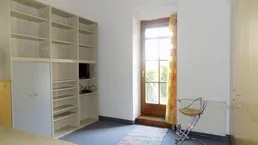 Altbau-Garconniere mit Gartenanteil in Hofruhelage Nähe U2