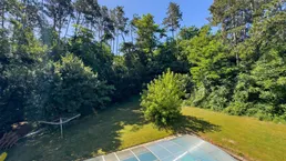 Traumhaus in Ruhelage mit großzügigem Garten, Pool &amp; exklusivem Badeteichzugang