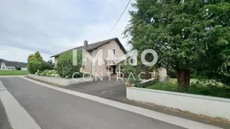 LIEBESVOLLES HAUS MIT DOPPELGARAGE UND SCHÖNEN GARTEN IN ANSFELDEN FÜR INVESTOREN OHNE WOHNBEDÜRFNIS