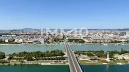 Stephansdom, Neue Donau, die ganze City im Blick: Top-ausgestatteter Erstbezug, Gym, Pool, Spa, uvm.