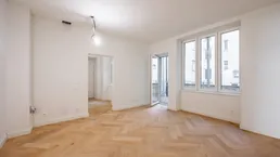 ++NEU++ Sanierte 2-Zimmer ALTBAUWOHNUNG mit Balkon! gänzlich im Innenhof!