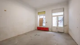 ++NEU++ Sanierungsbedürftige 3-Zimmer Altbauwohnung im Erdgeschoss!
