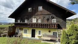 Bauernsacherl in Sonnenlage - renovierungsbedürftig