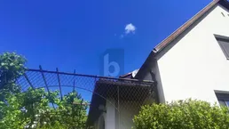 Preisreduktion! CHARMANTES KLEINOD MIT GEPFLEGTEM GARTEN UND SEEBLICK