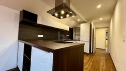 Preisreduktion! PREISHIT! SANIERT IN ZENTRALSTER LAGE MIT LOGGIA!