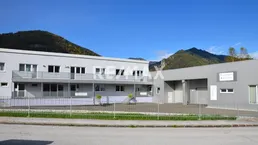 Wohn-, und Geschäftshaus in wunderschöner Naturlage
